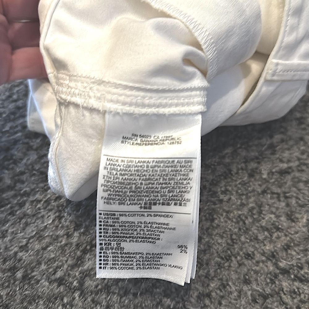 Banana Republic Brushed Cotton Off-White Cropped Jeans W/ Zippers - Picture 7 of 7